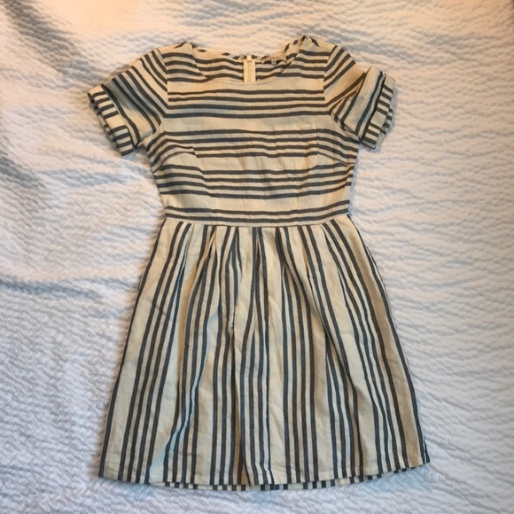 broadway & broome Dresses & Skirts - MADEWELL BROADWAY&BROOME STRIPES DRESS 👗